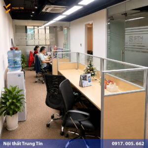 Vách ngăn văn phòng VACH-010