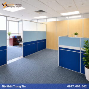 Vách Ngăn Gỗ Công Nghiệp Bọc Nỉ – Khung Nhôm Chắc Chắn, Hiện Đại | VACH-012