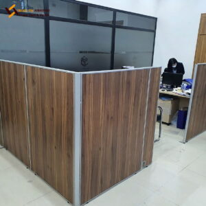 Vách Ngăn Bàn Làm Việc Khung Nhôm Gỗ MDF VACH-087